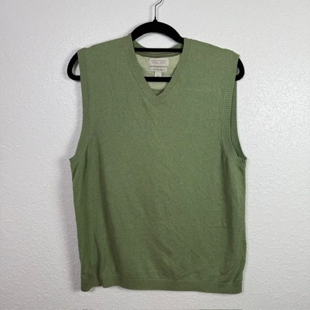 Banana Republic Cotton Cashmere V-Neck Sweater Vest Green Medium